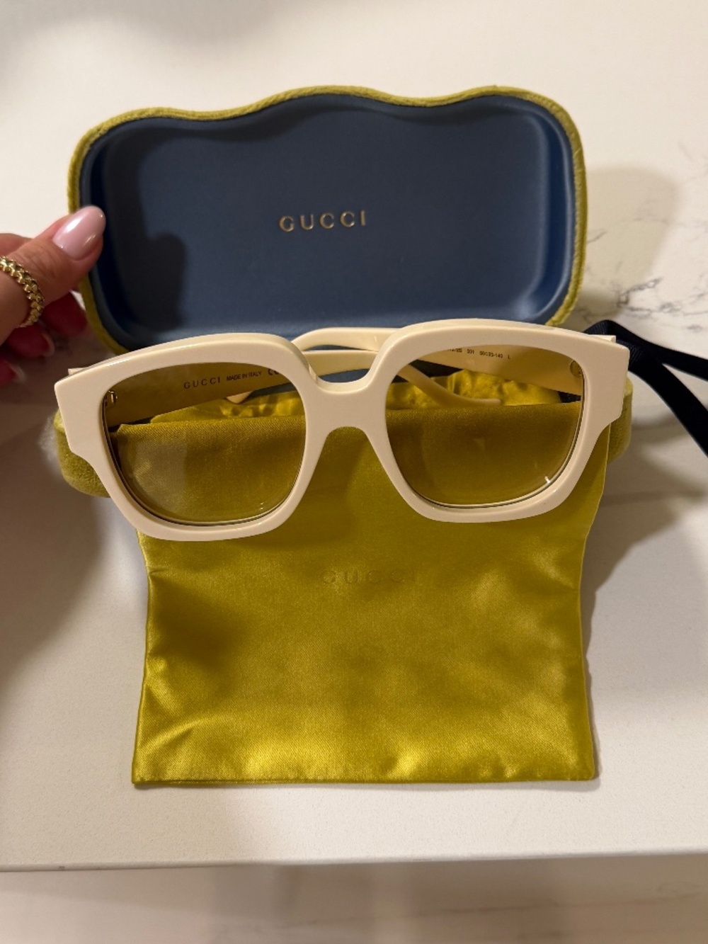 Gucci Oversized Square Sunglasses Ivory Cream Gold GG Logo w/ Case & Dust Bag